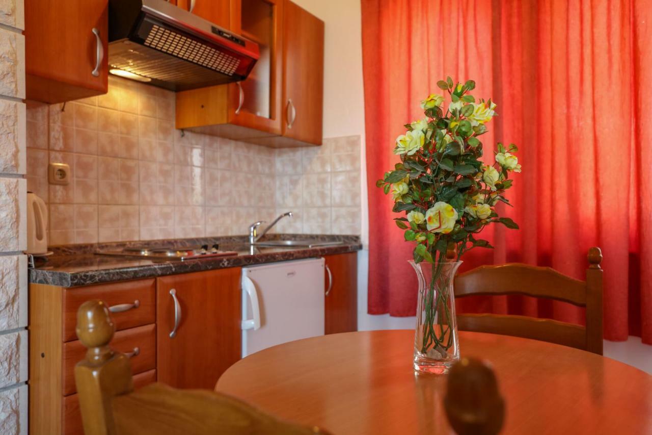 Cetina Apartment *